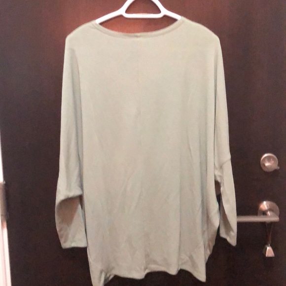 💕Two for $30💕Jolie Pale Green Top - Picture 2 of 4